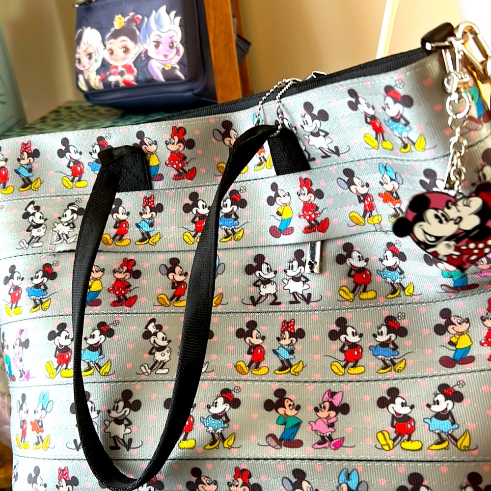 Shop Harveys Mickey Minnie Tote.